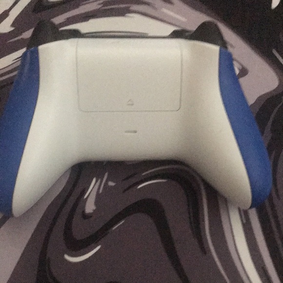 Xbox controller shock blue - Picture 2 of 3